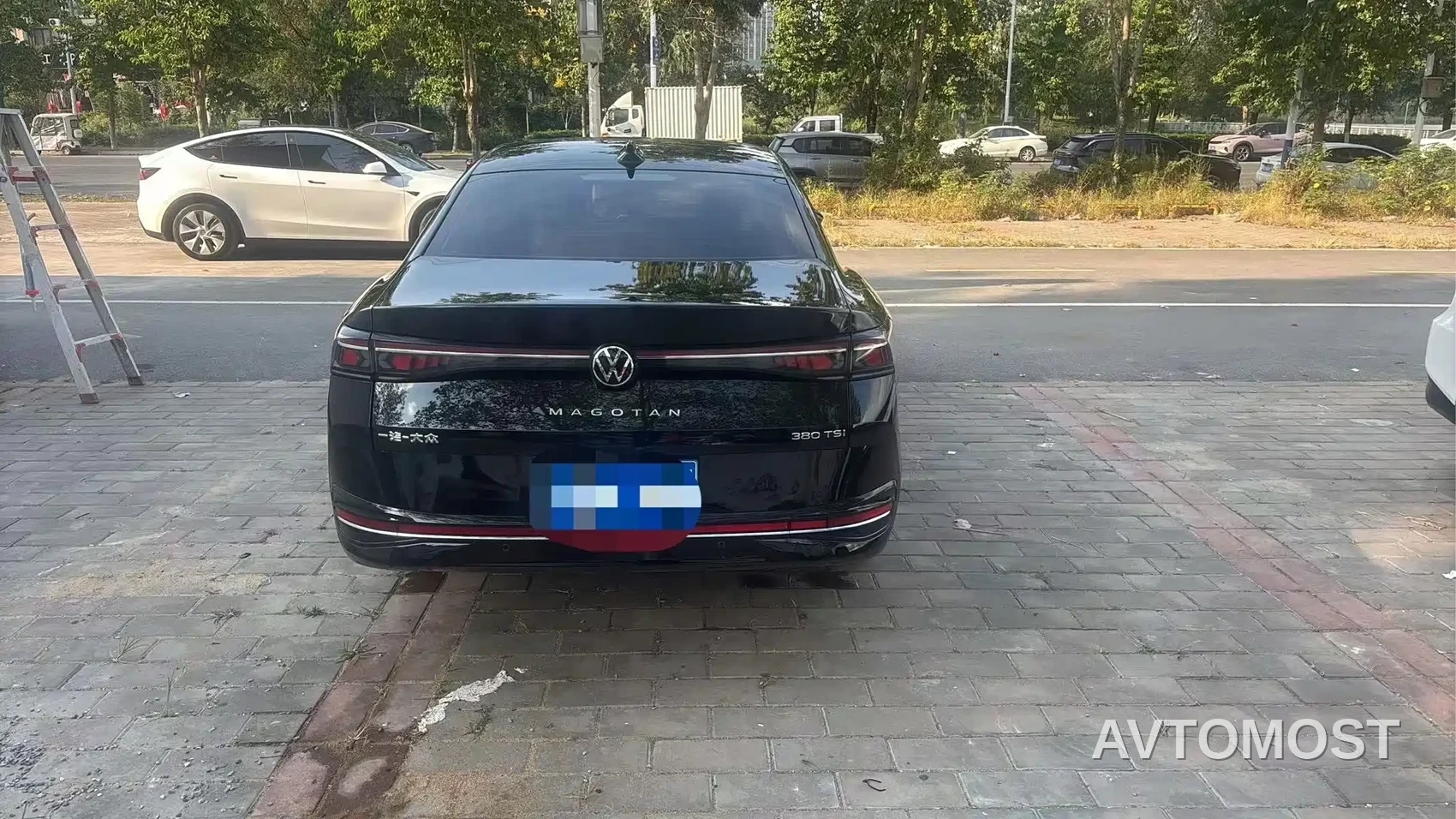 Volkswagen Magotan 2026 Model 380TSI DSG Premium Edition Damai Package — фото 8