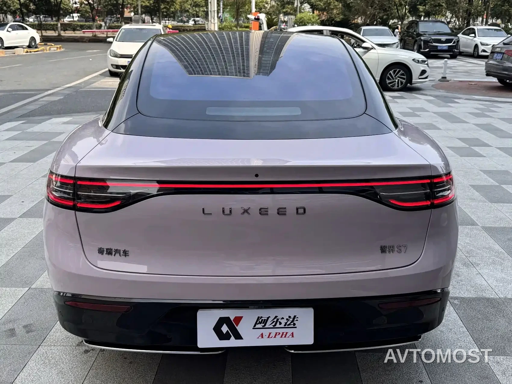 Zhijie S7 2024 Max RWD Long Range Smart Drive — фото 5