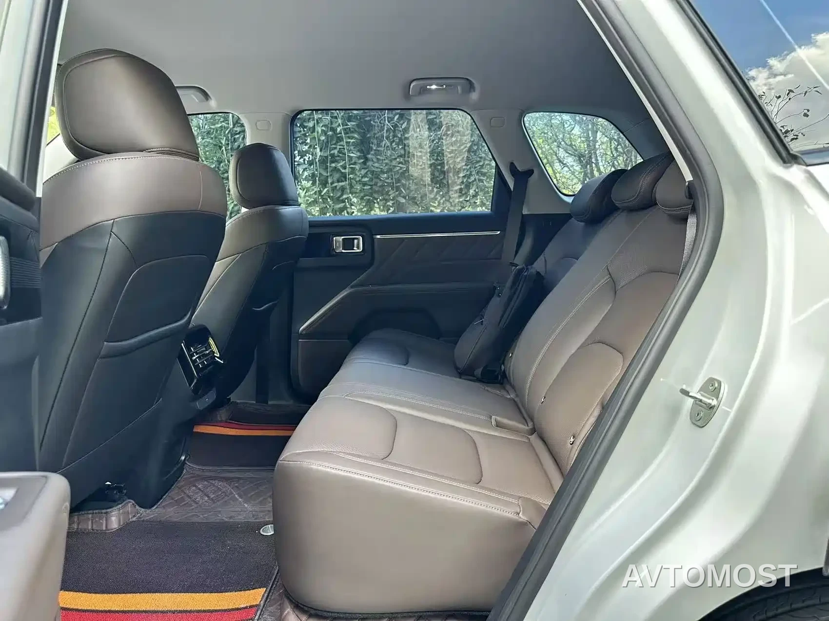 Wuling Motors Starlight 560 NEV 2025 Model Plug-in Hybrid Version 5-seater — фото 6