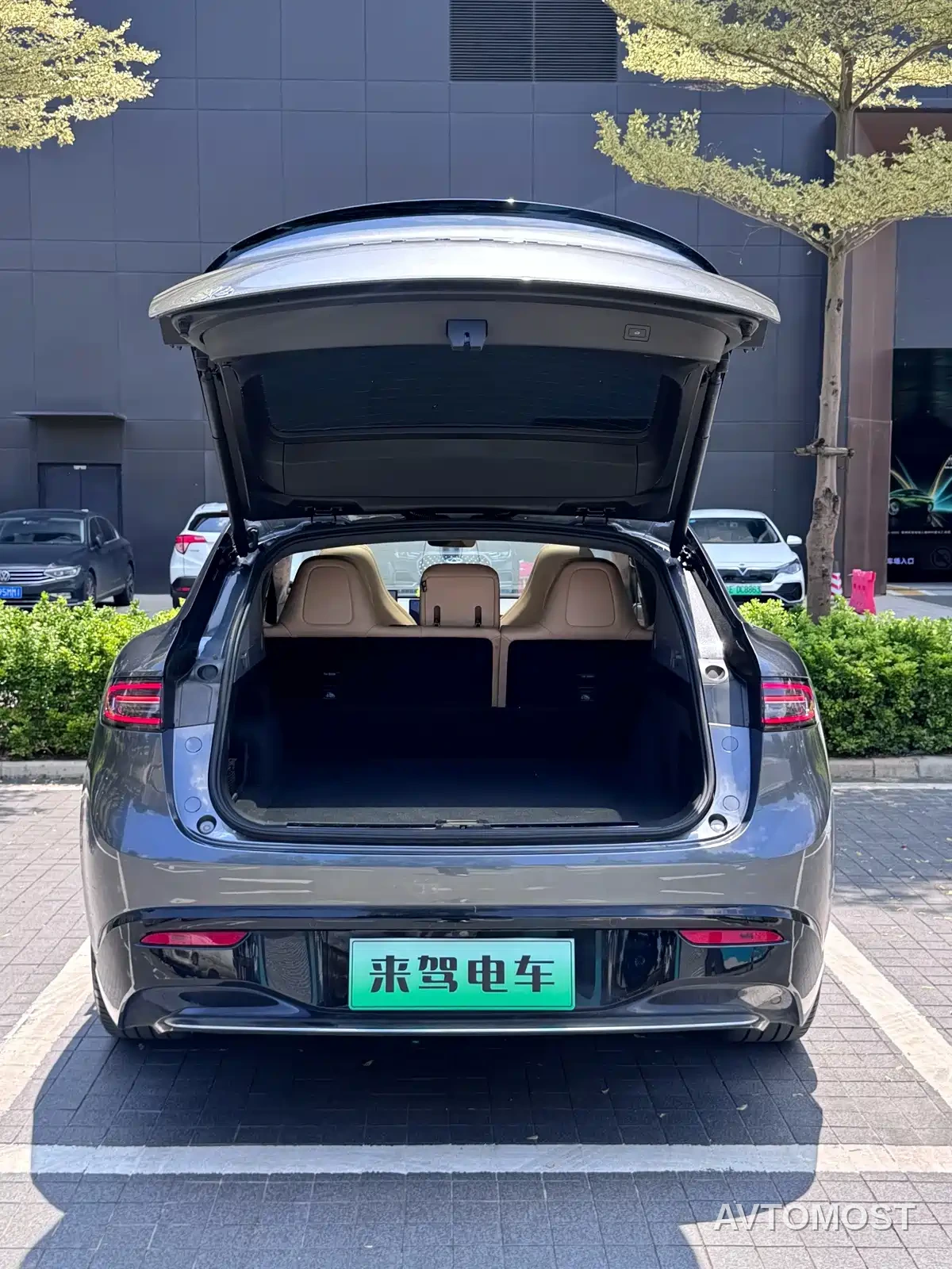 Zhijie Luxeed R7 2025 Extended Range 251km Pro — фото 7