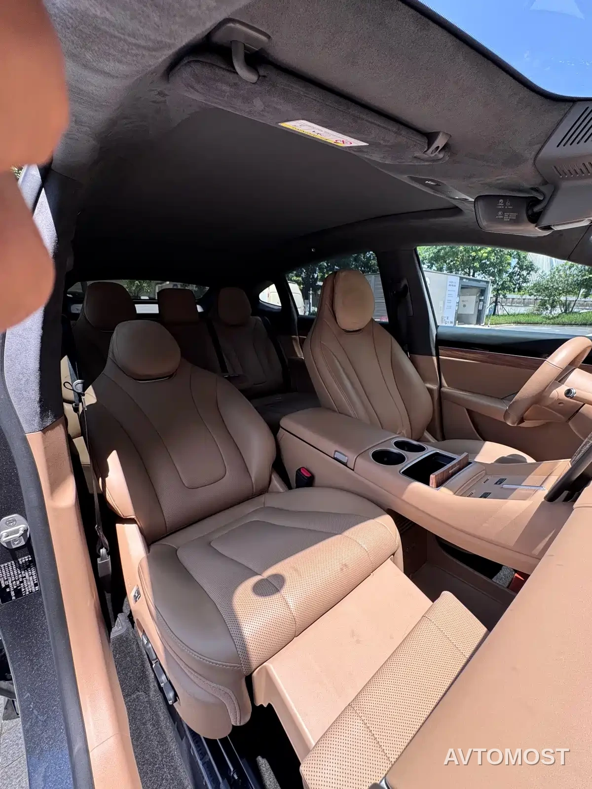 Zhijie Luxeed R7 2025 Extended Range 251km Pro — фото 15