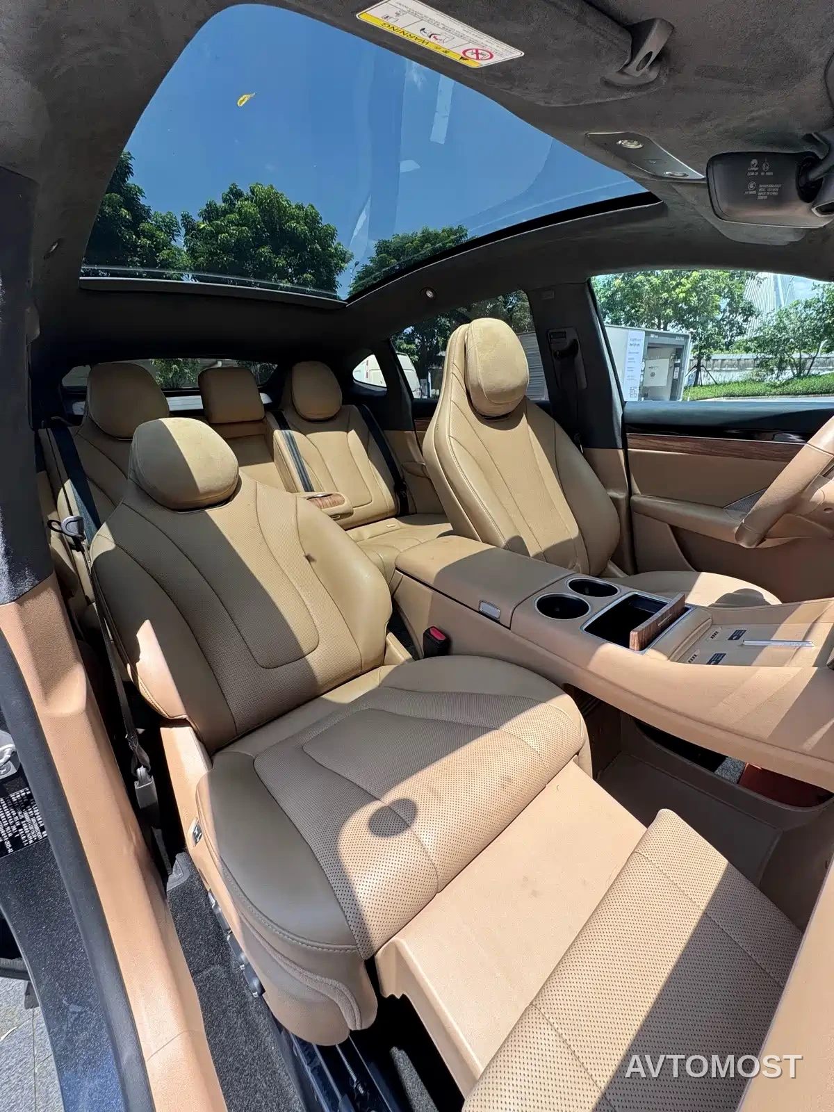Zhijie Luxeed R7 2025 Extended Range 251km Pro — фото 16