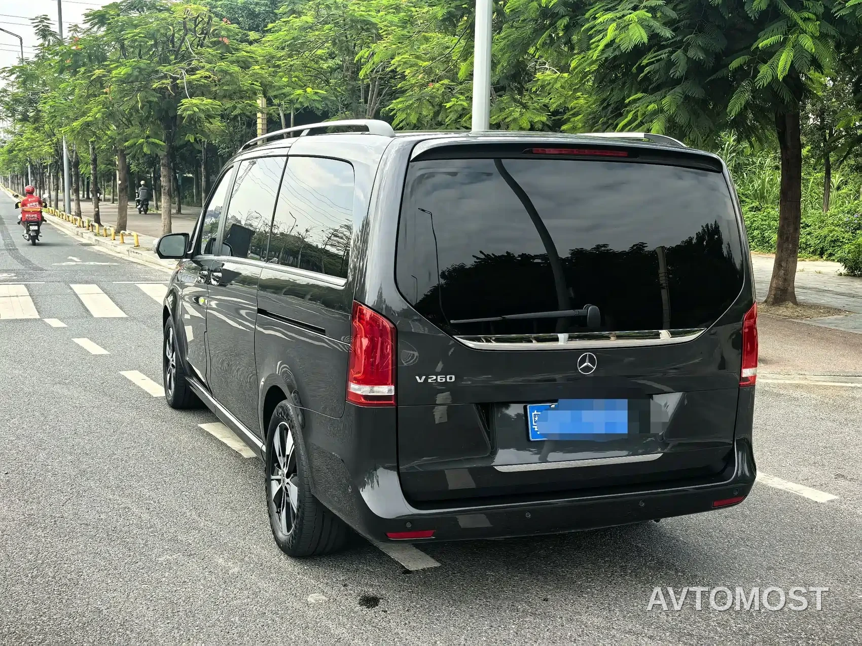 Mercedes-Benz V-Class 2022 V 260 Prestige Edition — фото 6