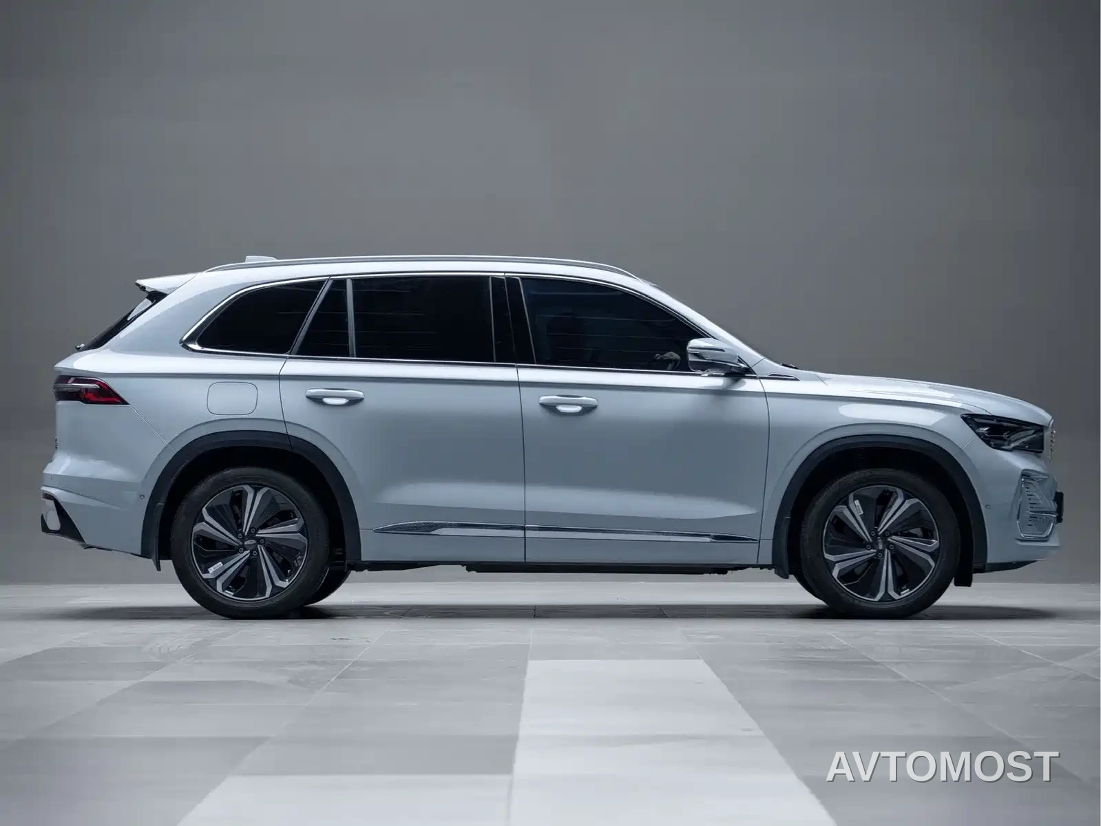 Geely Xingyue L Extended-Range EV 2022 1.5T DHT Range Extender Electric Flagship — фото 8