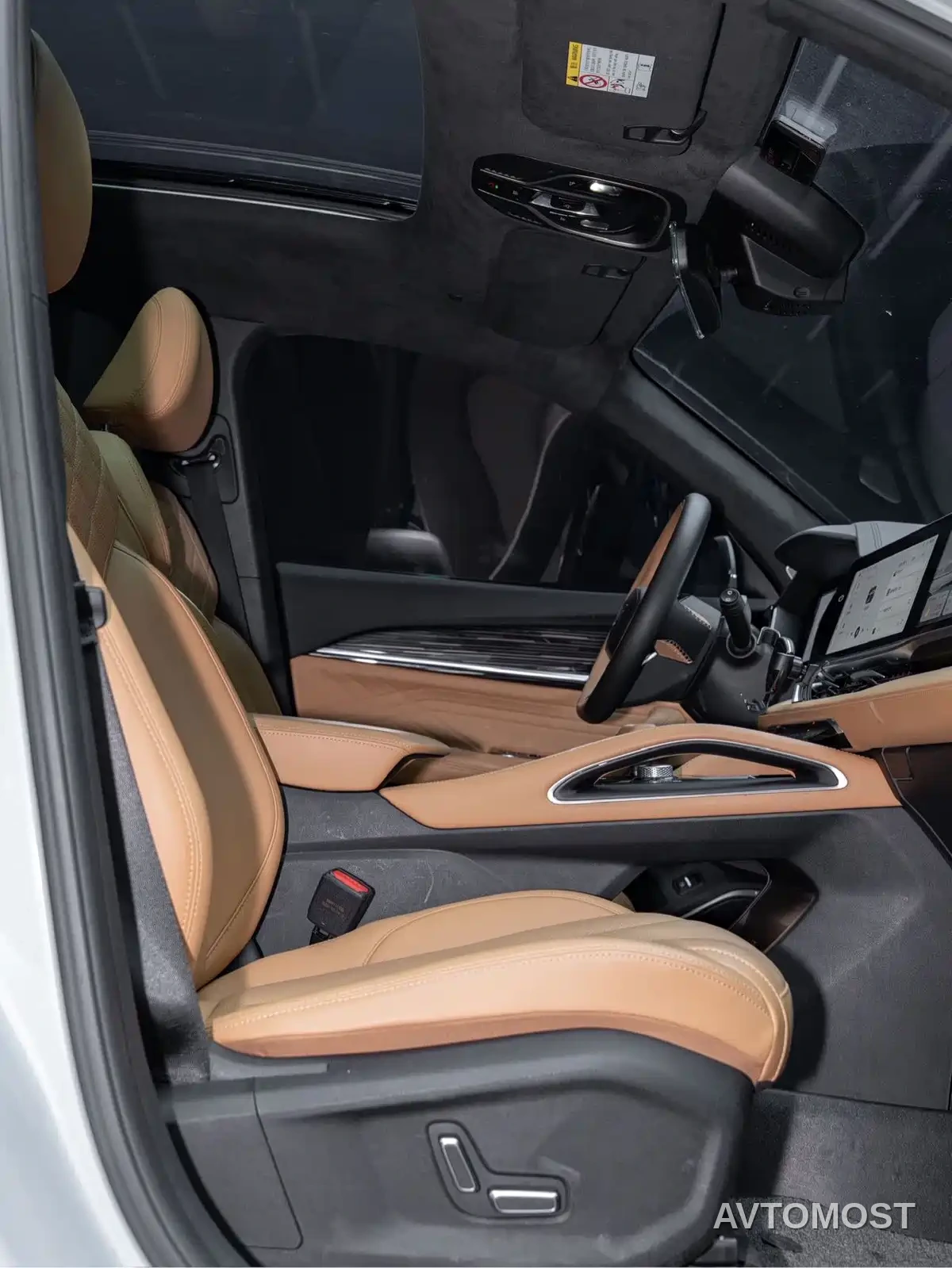 Geely Xingyue L Extended-Range EV 2022 1.5T DHT Range Extender Electric Flagship — фото 14