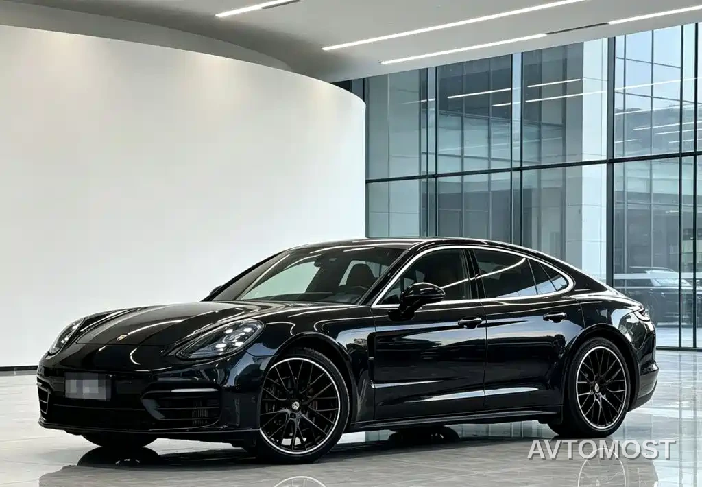 Porsche Panamera 2022 Panamera 2.9T Platinum Edition — фото 1